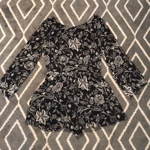 Black and white romper in perfect condition!